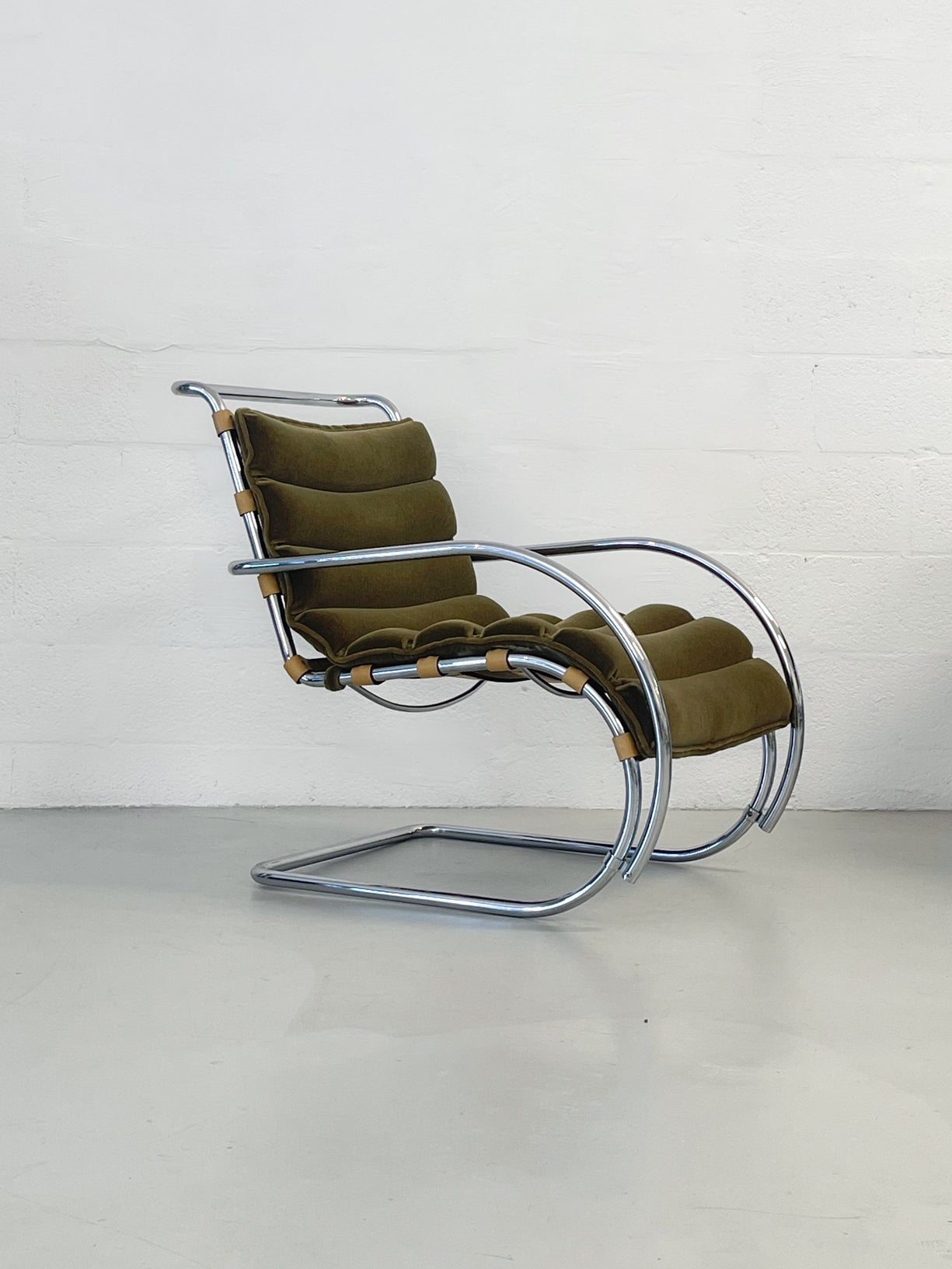 MR Lounge Chair with Arms by Mies van der Rohe