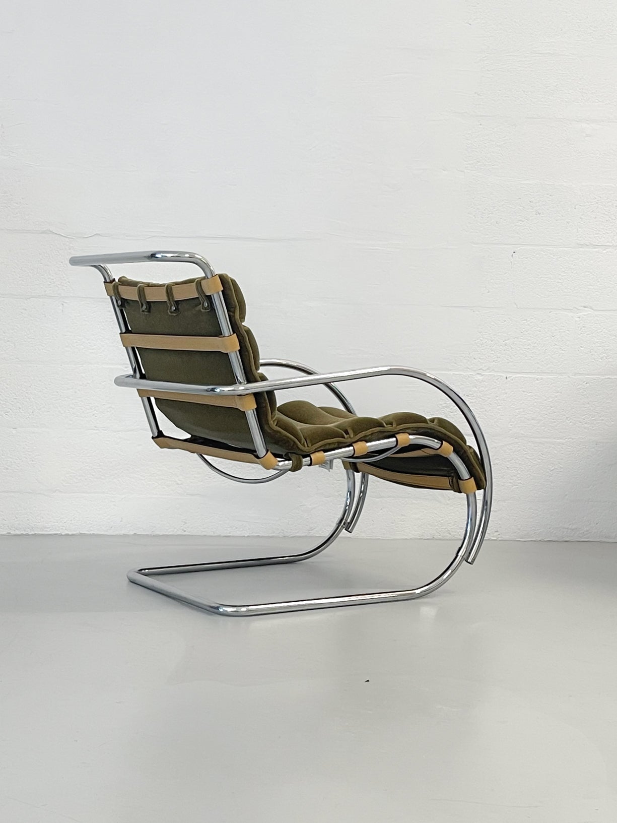 MR Lounge Chair with Arms by Mies van der Rohe